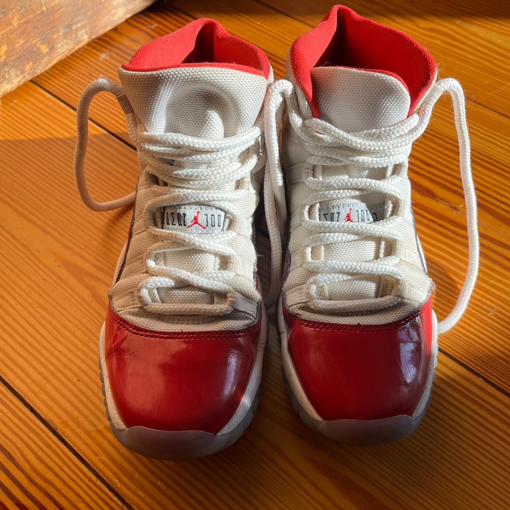 Air Jordan 11 Retro ‘Cherry’(2022)